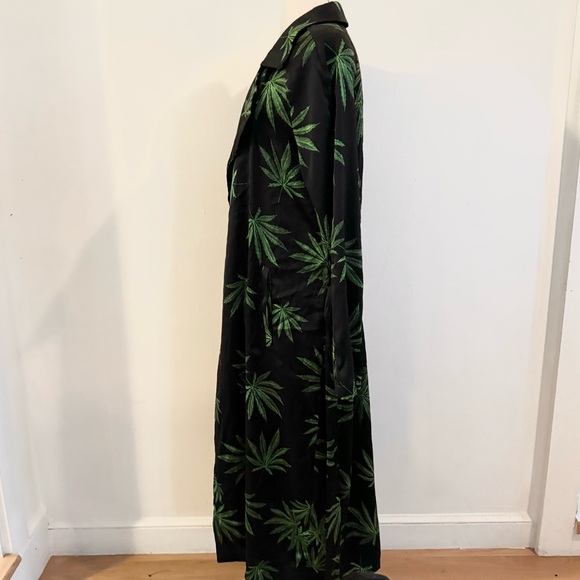 We Are Leone Long Silk Cannabis Leaf Duster Kimono with Belt XS/S - Picture 5 of 14
